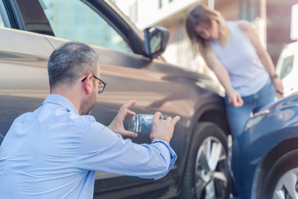 Professional Liability Car Insurance technician working in Fishers, IN